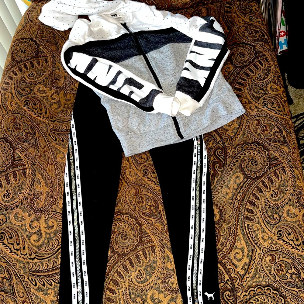VICTORIA’S SECRET PINK BLING HOODIE AND LEGGING SET SIZE XSMALL